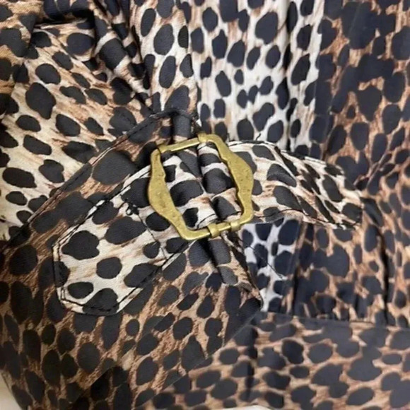 TOV Holy animal print short zipper jacket size med/large 42 with zipper - Picture 6 of 11